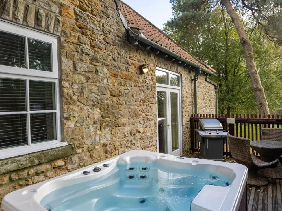 Keldy Forest Cabins - Forest Holidays Pickering Eksteriør bilde
